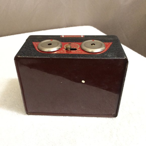 Vintage Black Metal Savings Bank SAN Lion Handle Coin Slot Good Condition - Picture 7 of 7